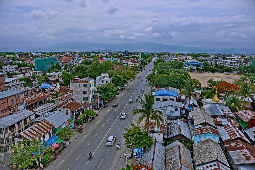 Hotel Dingar Mandalay Luaran gambar