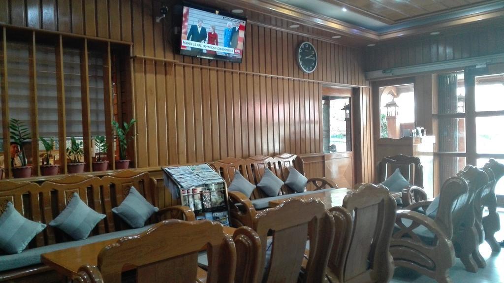 Hotel Dingar Mandalay Luaran gambar