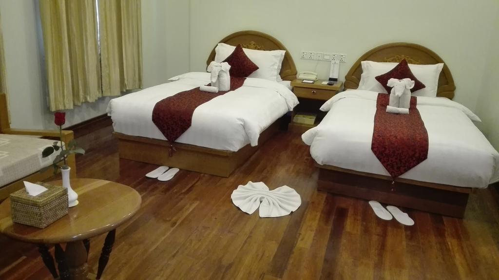 Hotel Dingar Mandalay Luaran gambar