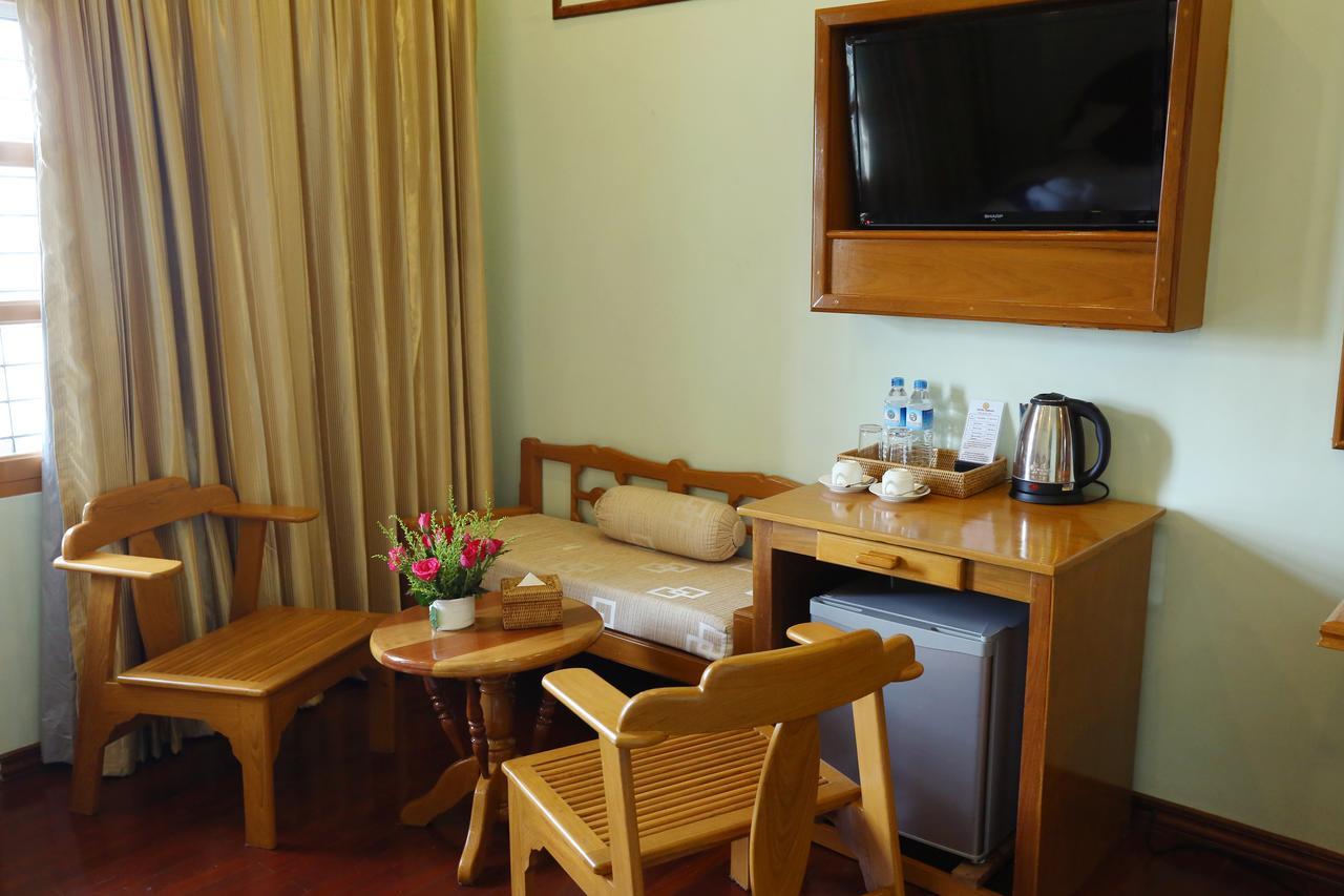 Hotel Dingar Mandalay Luaran gambar