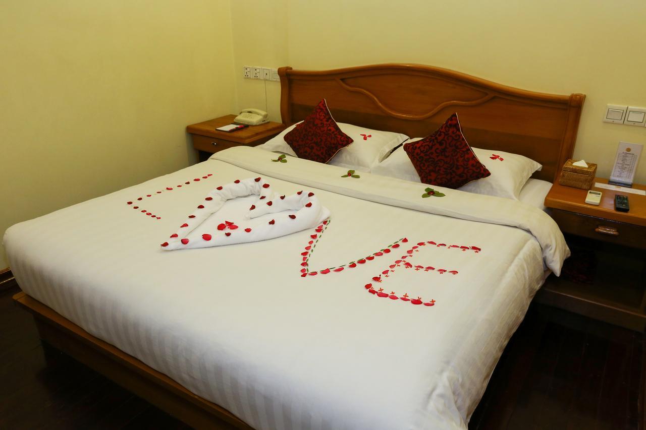 Hotel Dingar Mandalay Luaran gambar