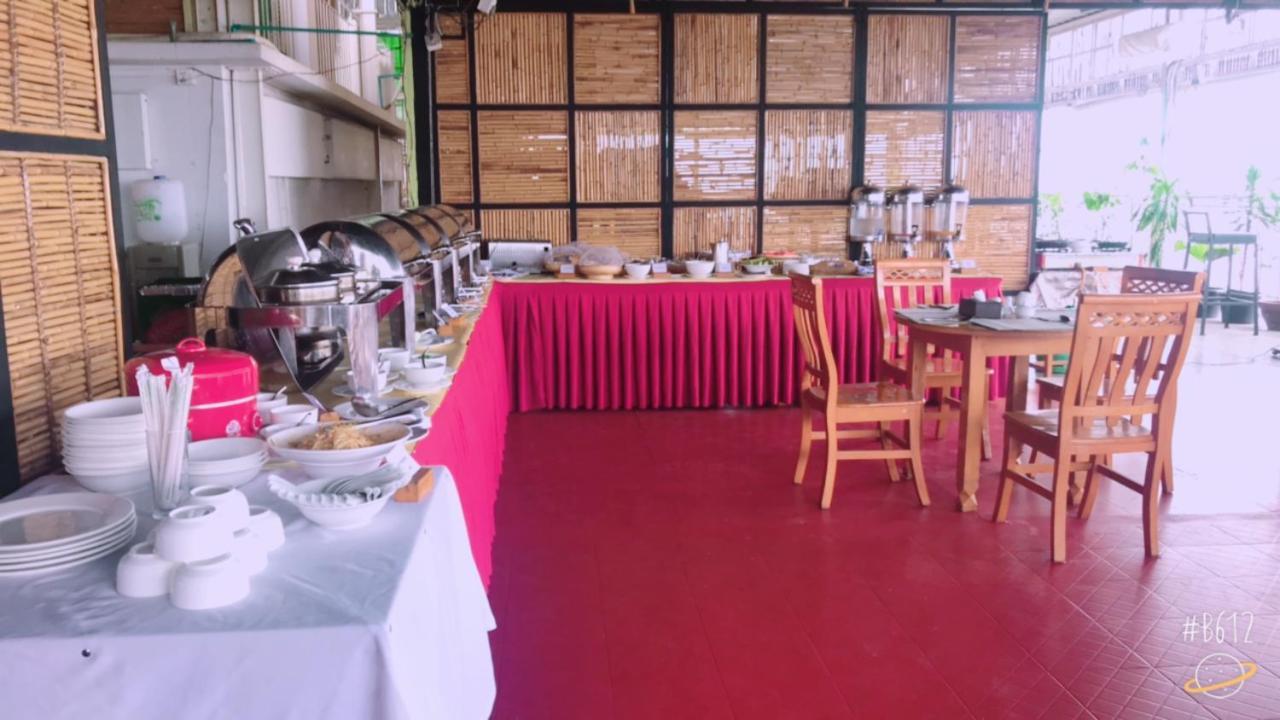 Hotel Dingar Mandalay Luaran gambar